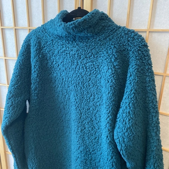 Eddie Bauer Women’s Teal Cowl Neck Plush Teddy Fleece Pullover, size M - Picture 6 of 13